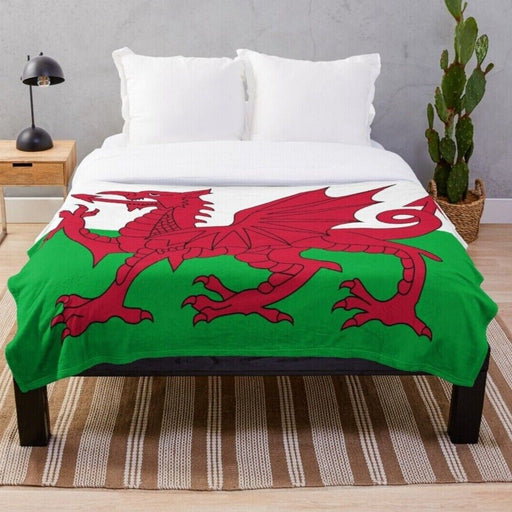 Welsh Flag Fleece Blanket - Double - Giftware Wales