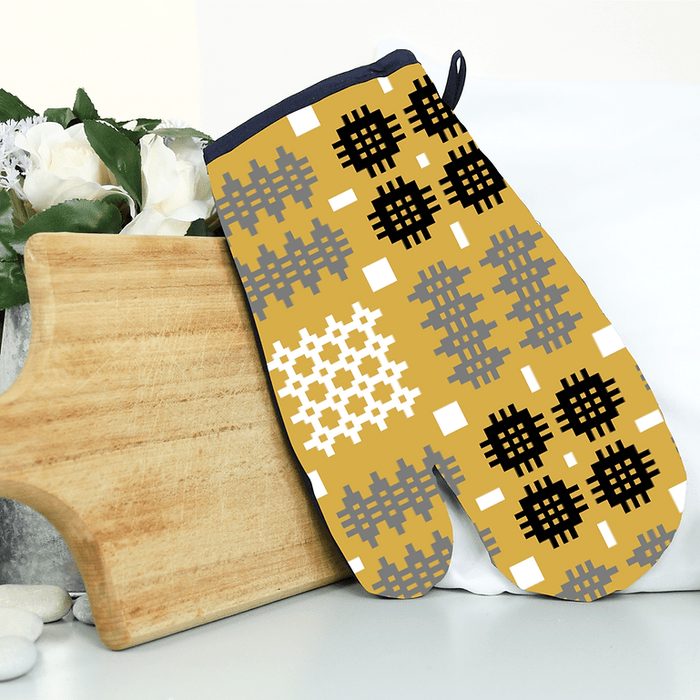 Welsh Tapestry blanket print Oven Mitt - Mustard - Giftware Wales