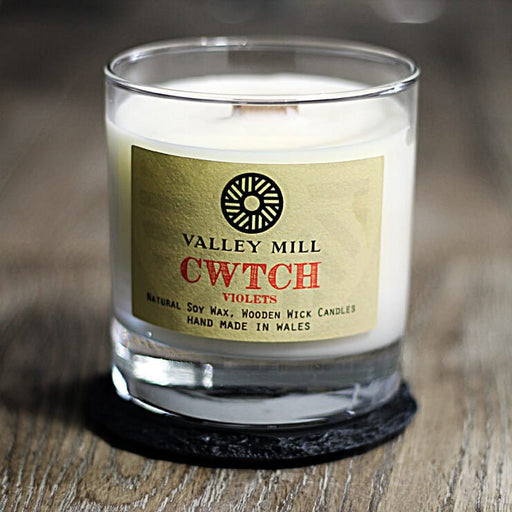 Cwtch Violets Soy - Wooden Wick Candle - Giftware Wales