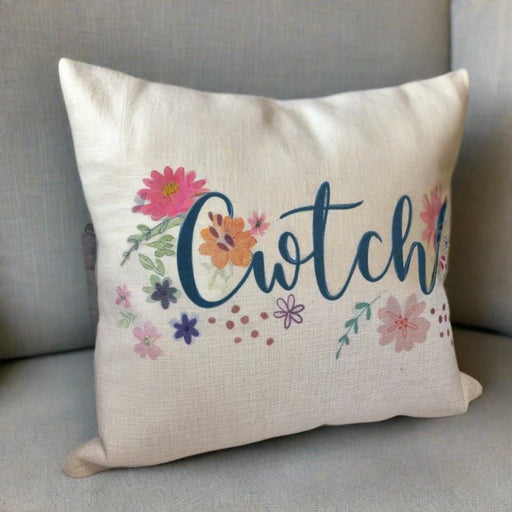 Cwtch Welsh Cushion - Floral Linen Effect - Giftware Wales