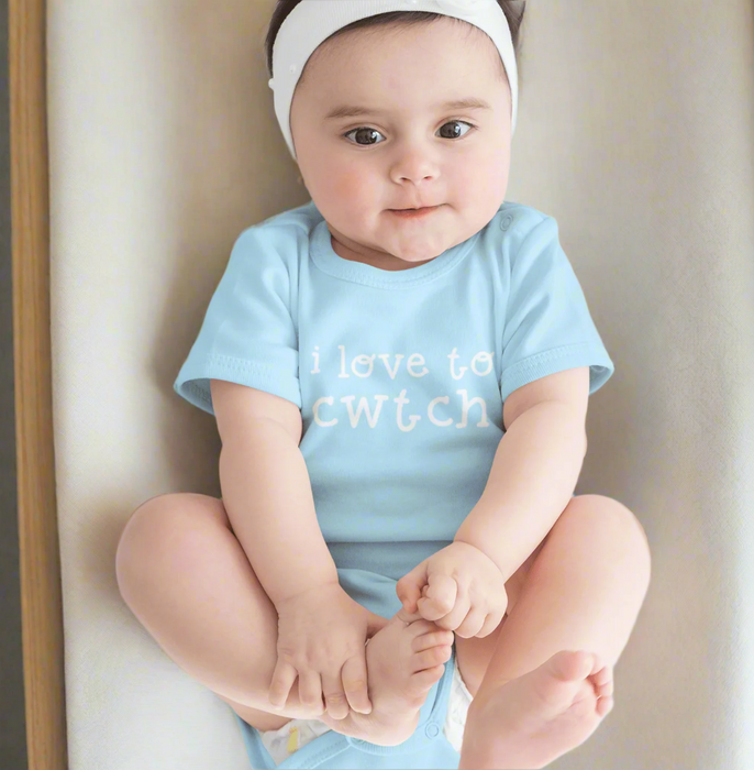 I Love To Cwtch - Welsh Baby Grow - Available in 3 Colours - Giftware Wales