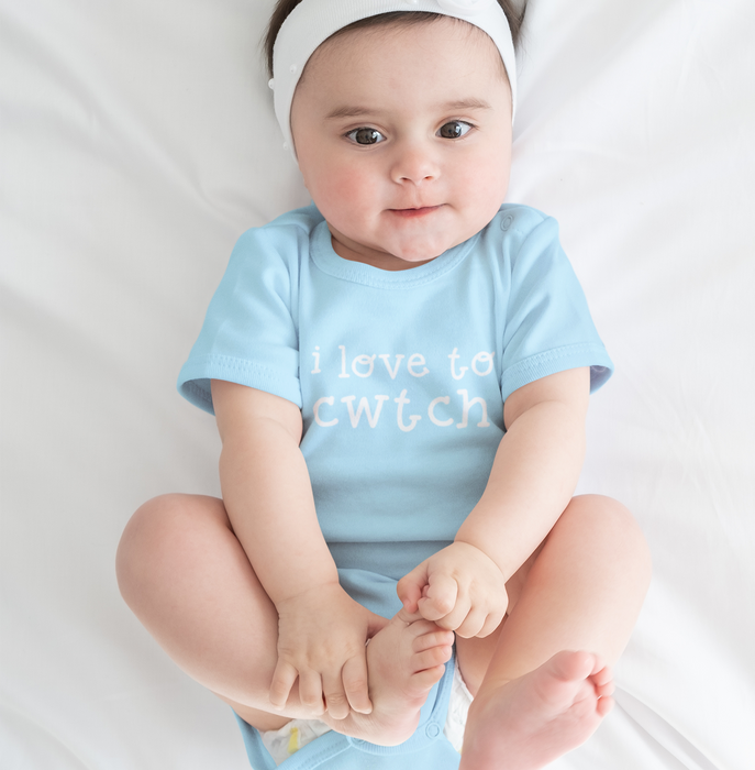 I Love To Cwtch - Welsh Baby Grow - Available in 3 Colours