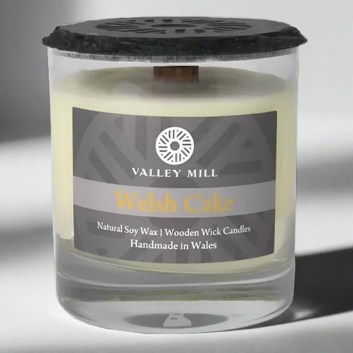 Welsh Cake Soy - Wooden Wick Candle - Giftware Wales