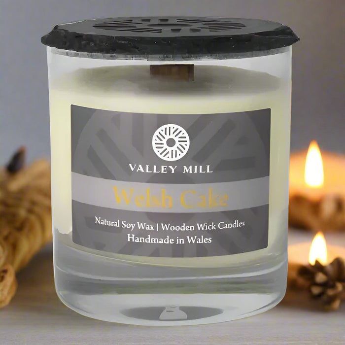 Welsh Cake Soy - Wooden Wick Candle - Giftware Wales