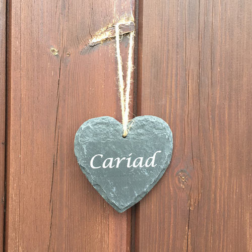 Welsh Slate Hanging Plaque (Cariad/ Heart)